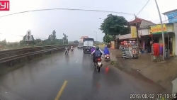 chiem dung long duong nguyen trai thanh noi do xe nguy co tai nan rinh urap