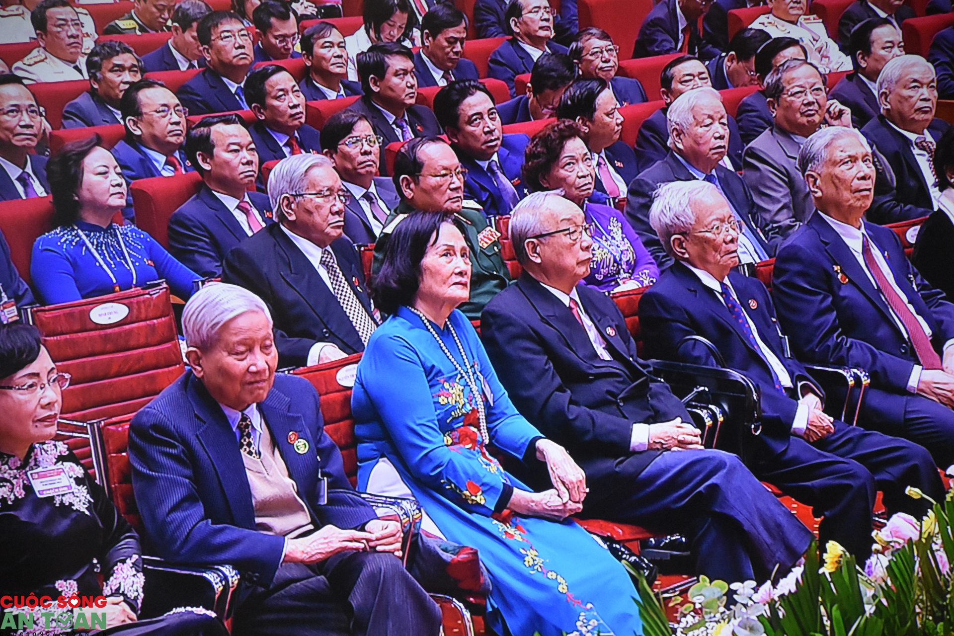 Mang lại giàu có và hạnh phúc cho nhân dân mới là thành công thực tế của Đại hội Mang lại giàu có và hạnh phúc cho nhân dân mới là thành công thực tế của Đại hội
