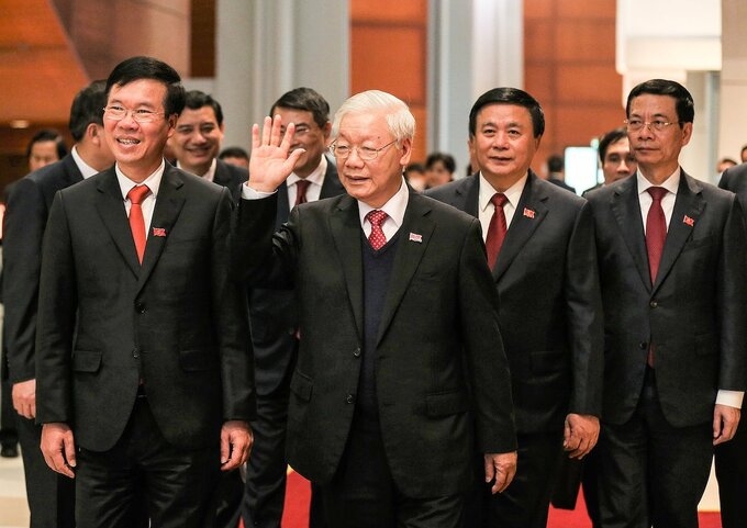 Một số vấn đề lý luận và thực tiễn về CNXH và con đường đi lên CNXH ở Việt Nam Một số vấn đề lý luận và thực tiễn về CNXH và con đường đi lên CNXH ở Việt Nam
