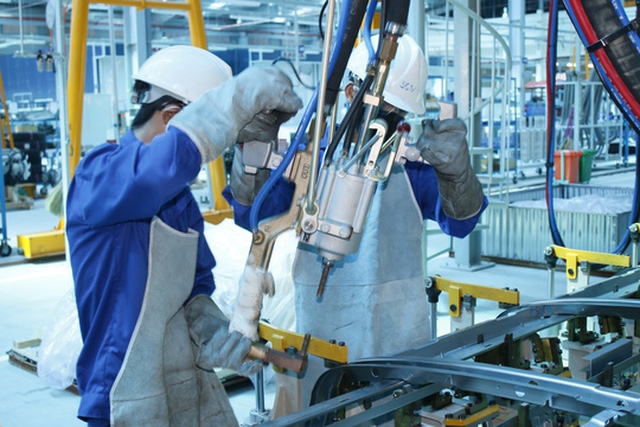 Quyết sách thuận lợi cho công nhân Quyết sách thuận lợi cho công nhân