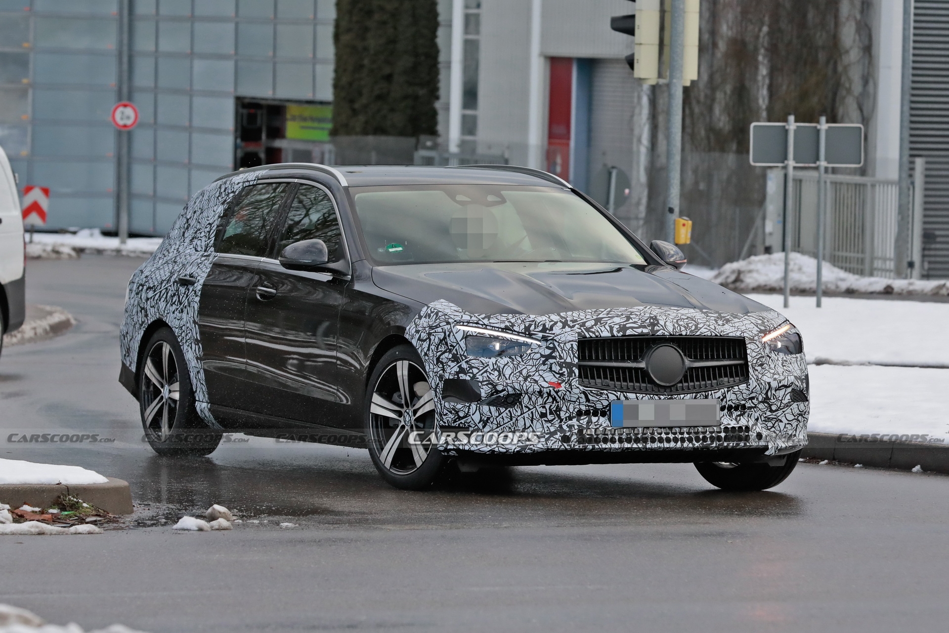 Mercedes C-Class hoàn toàn mới ra mắt cuối tháng này