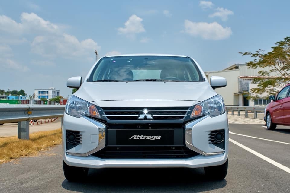 Chi tiết Mitsubishi Attrage số sàn giá 375 triệu chi tiet mitsubishi attrage so san gia 375 trieu