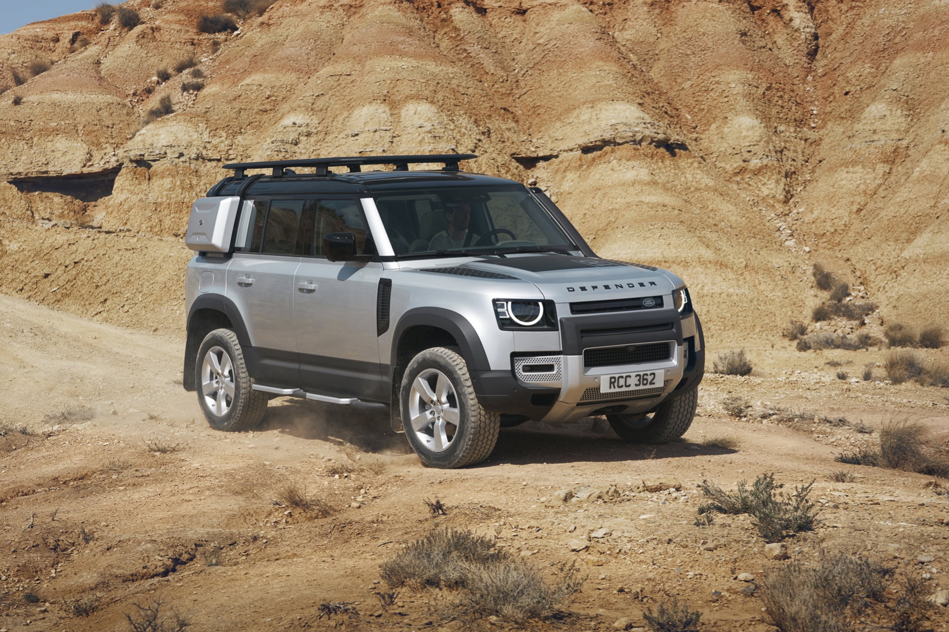Land Rover Defender 130 lớn hơn sẽ ra mắt trong vòng 18 tháng tới Land Rover Defender 130 lớn hơn sẽ ra mắt trong vòng 18 tháng tới