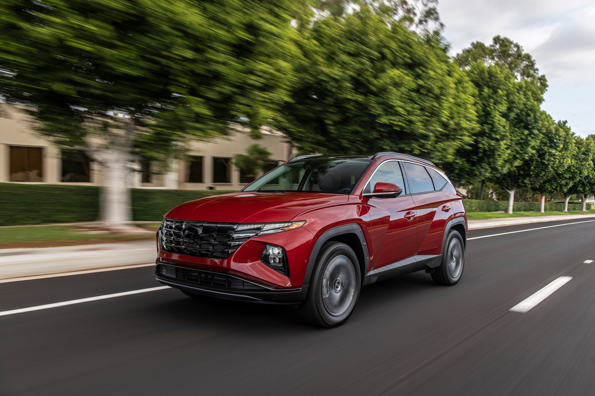Hyundai công bố giá bán hai biến thể của Tucson 2022