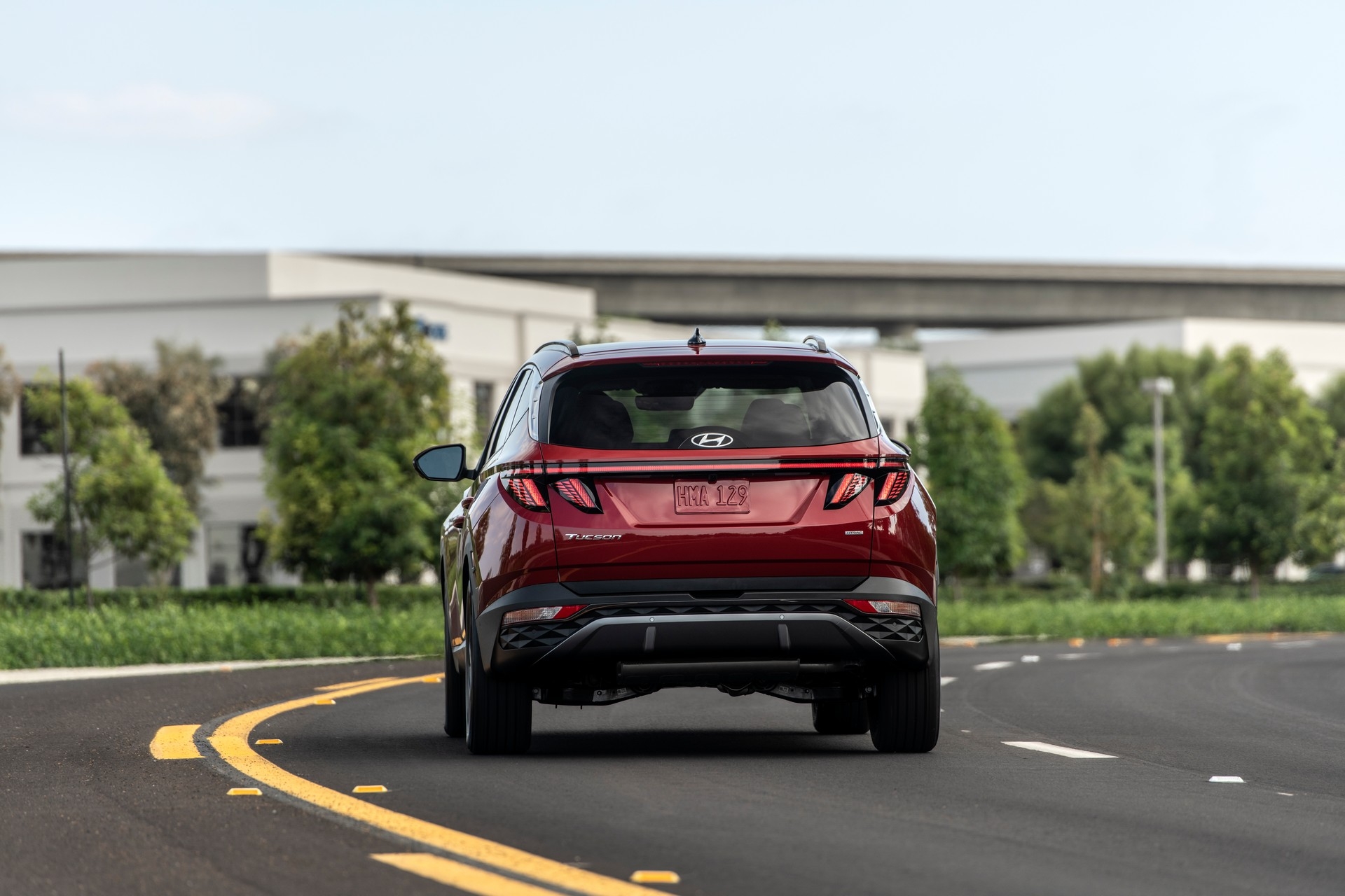 Hyundai công bố giá bán hai biến thể của Tucson 2022