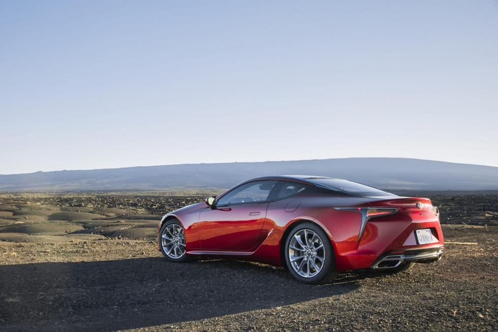 xe sang the thao lexus lc coupe 2021 moi chinh thuc lo dien