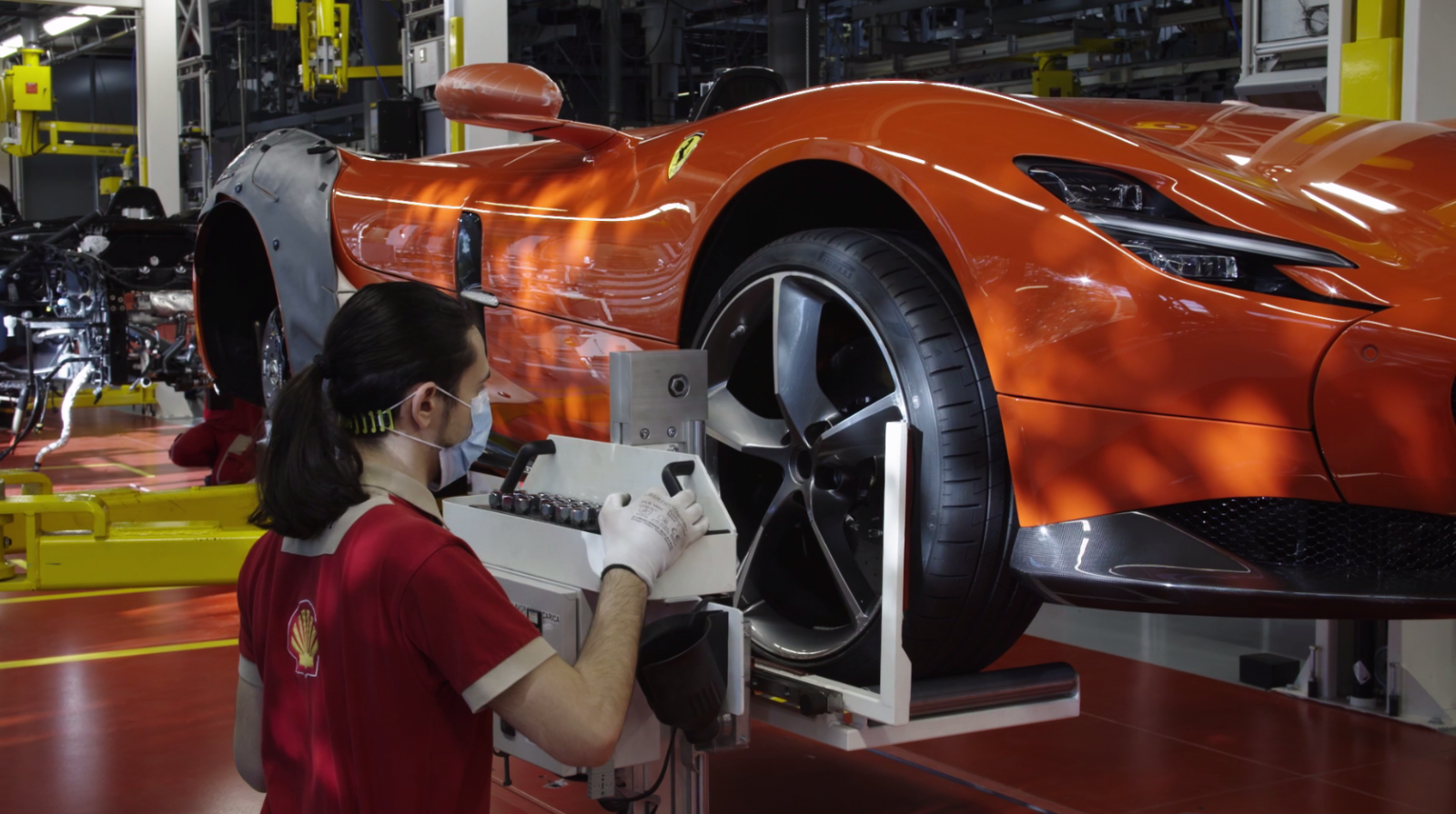 Nhà máy Ferrari sản xuất trở lại sau thời gian dài nghỉ dịch Covid-19 nha may ferrari san xuat tro lai sau thoi gian dai nghi dich covid 19