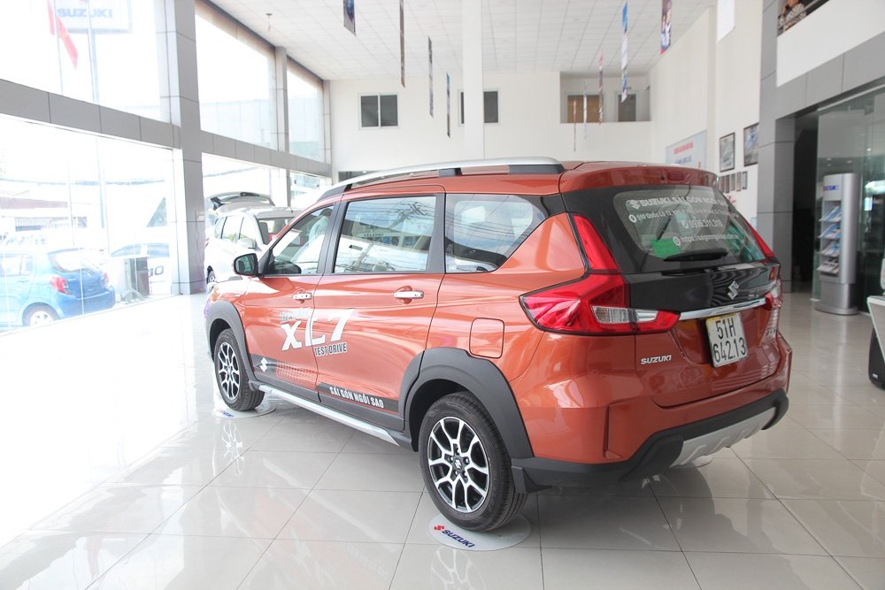 can canh tan binh suzuki xl7