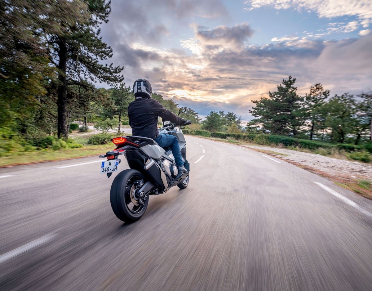 Honda X-ADV 2021 ra mắt tại Malaysia, chờ ngày về Việt Nam