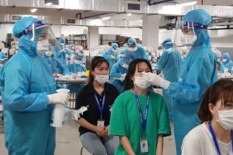 Ghi nhận hơn 300 công nhân dương tính Covid-19 ở Bắc Giang Ghi nhận hơn 300 công nhân dương tính Covid-19 ở Bắc Giang