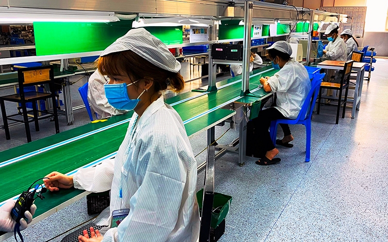 Bắc Giang: Công nhân được trả lương như thế nào khi ngừng việc do dịch bệnh? Bắc Giang: Công nhân được trả lương như thế nào khi ngừng việc do dịch bệnh?