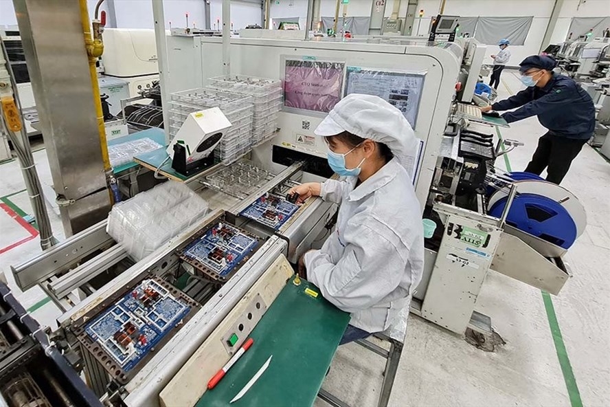 Điều kiện nào để công nhân ngoài tỉnh trở lại Bắc Giang làm việc? Điều kiện nào để công nhân ngoài tỉnh trở lại Bắc Giang làm việc?