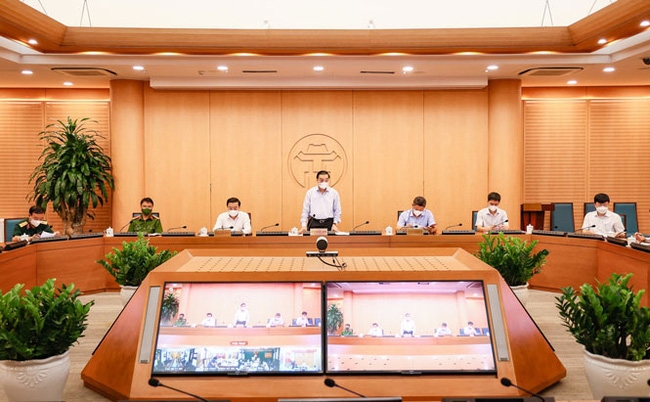 Hà Nội: Chuẩn bị hàng nghìn giường bệnh để điều trị các ca nhiễm Covid-19 Hà Nội: Chuẩn bị hàng nghìn giường bệnh để điều trị các ca nhiễm Covid-19