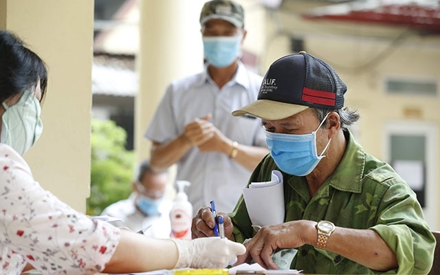 Hà Nội: 10 nhóm đối tượng được nhận hỗ trợ do ảnh hưởng của Covid-19