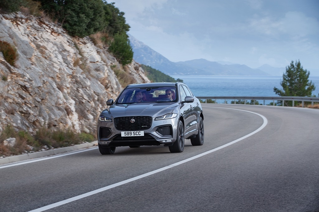 jaguar land rover gioi thieu cong nghe khu tieng on va giam su met moi cho nguoi lai