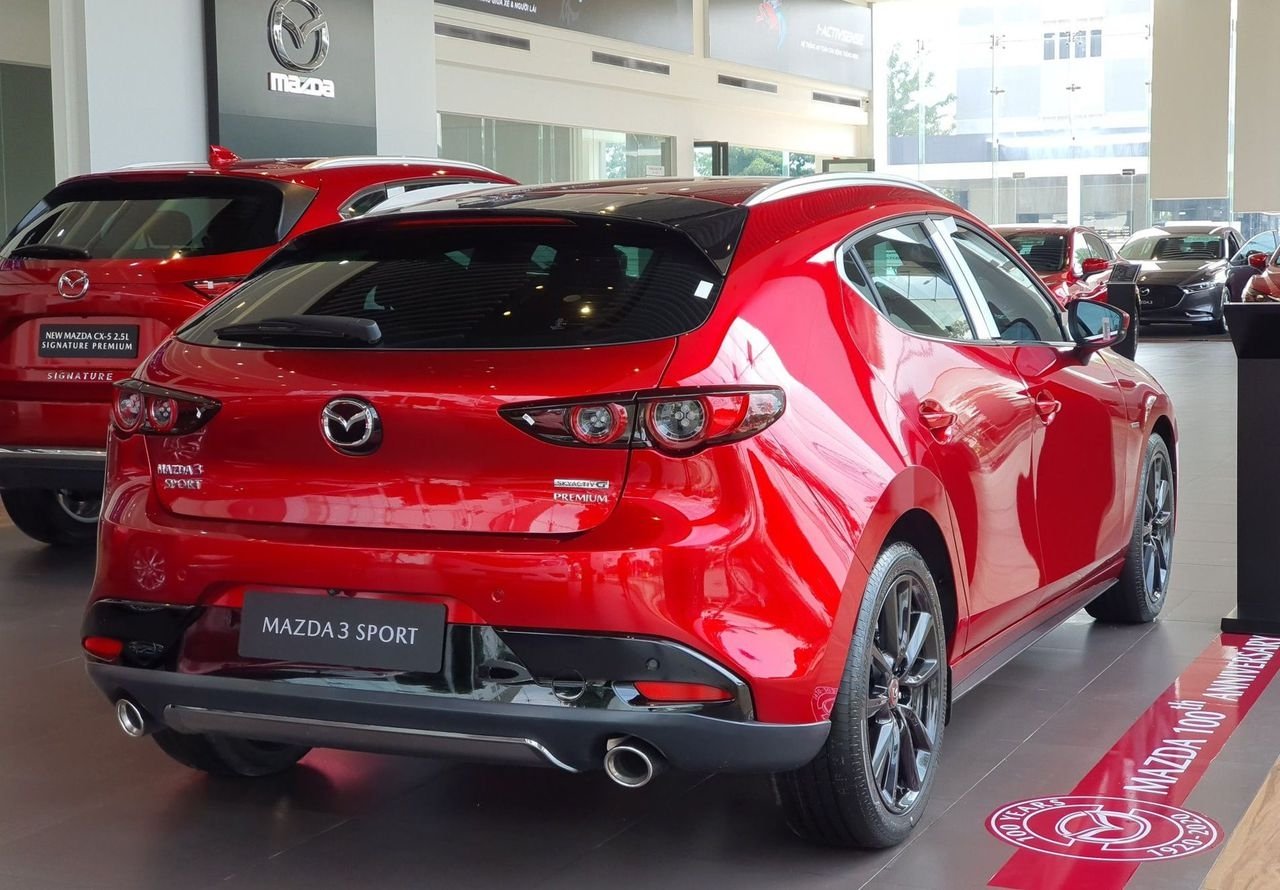 can canh mazda3 phien ban ky niem 100 nam tai viet nam