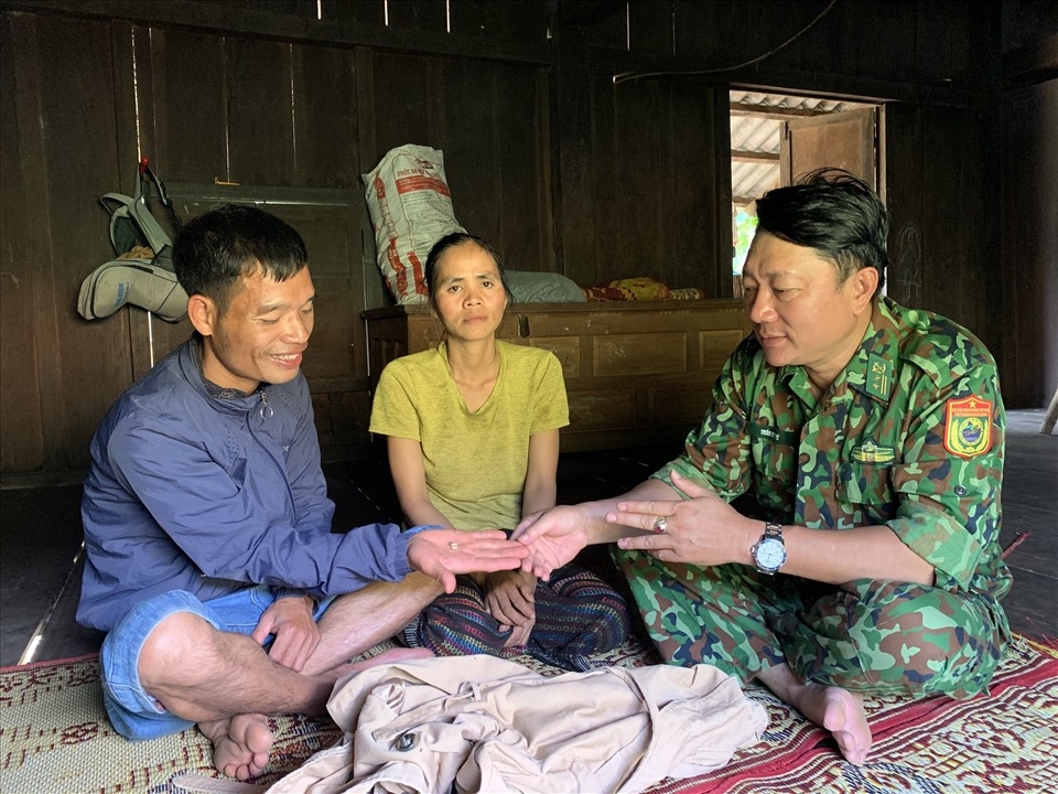 Lòng chính trực giữa dòng nước dữ Lòng chính trực giữa dòng nước dữ
