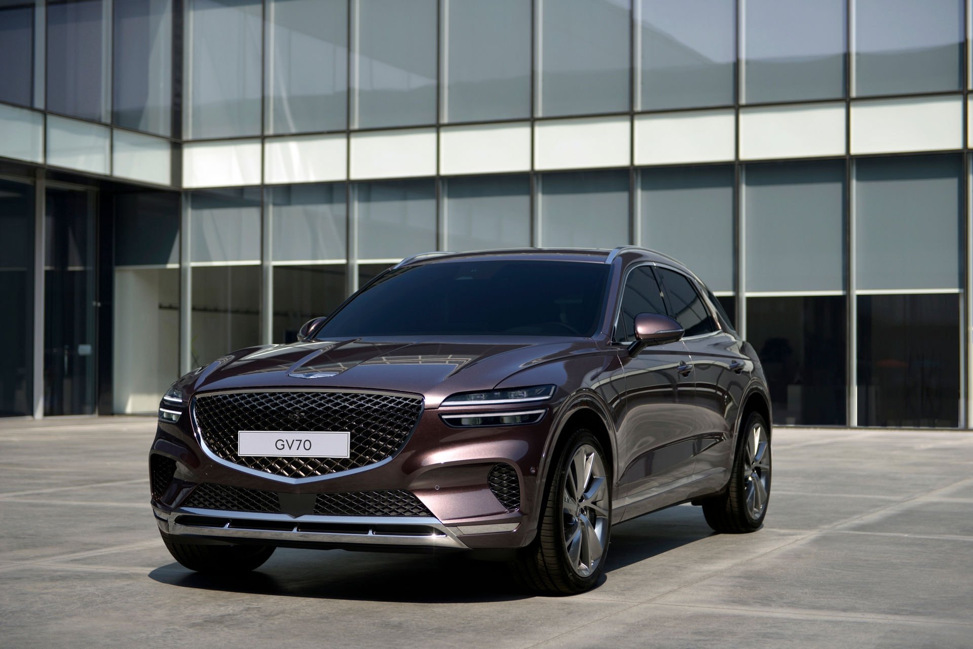 crossover ha ng sang genesis gv70 xua t hie n