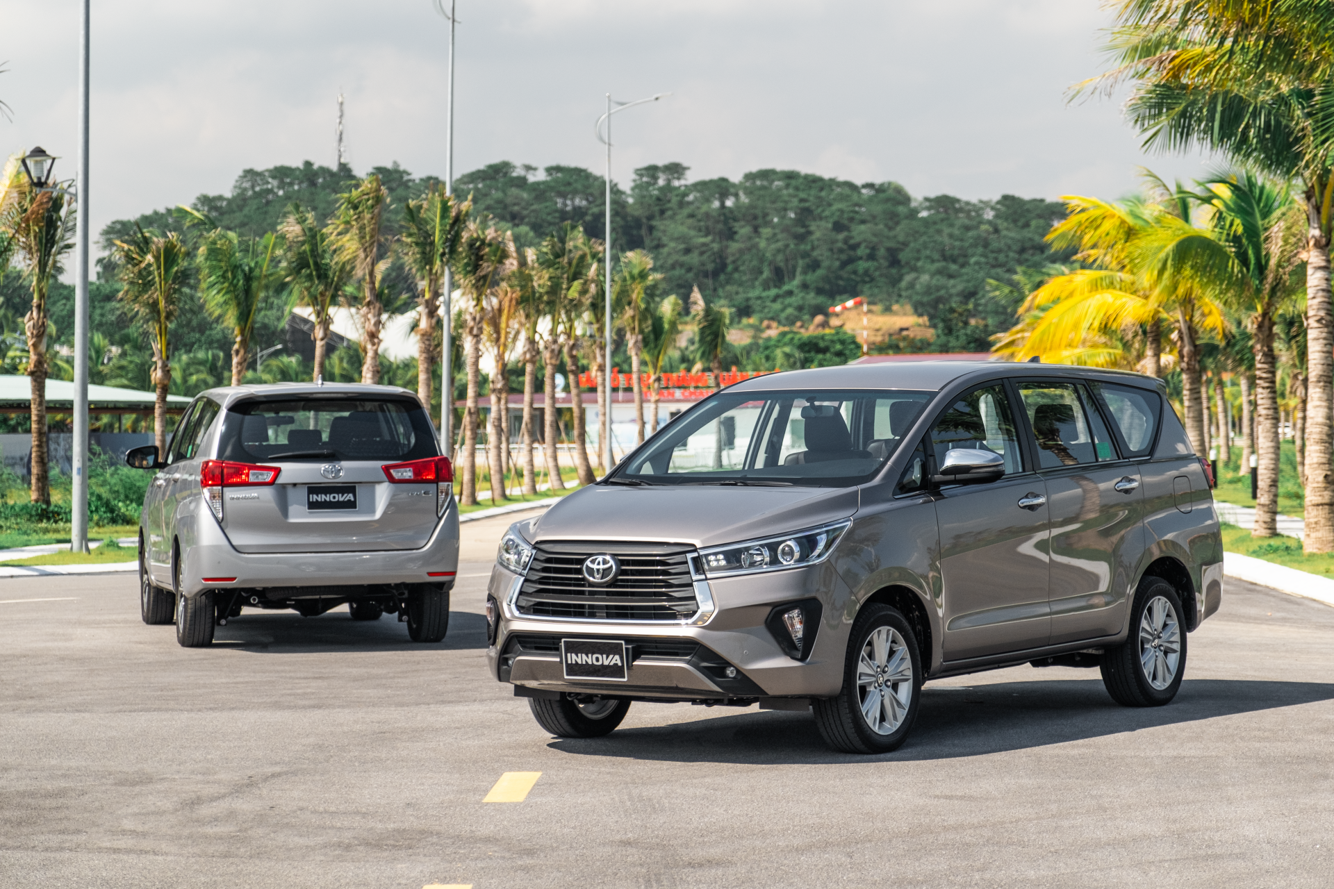 Toyota Innova 2020 sẽ có thêm động cơ dầu 2.8L Toyota Innova 2020 sẽ có thêm động cơ dầu 2.8L