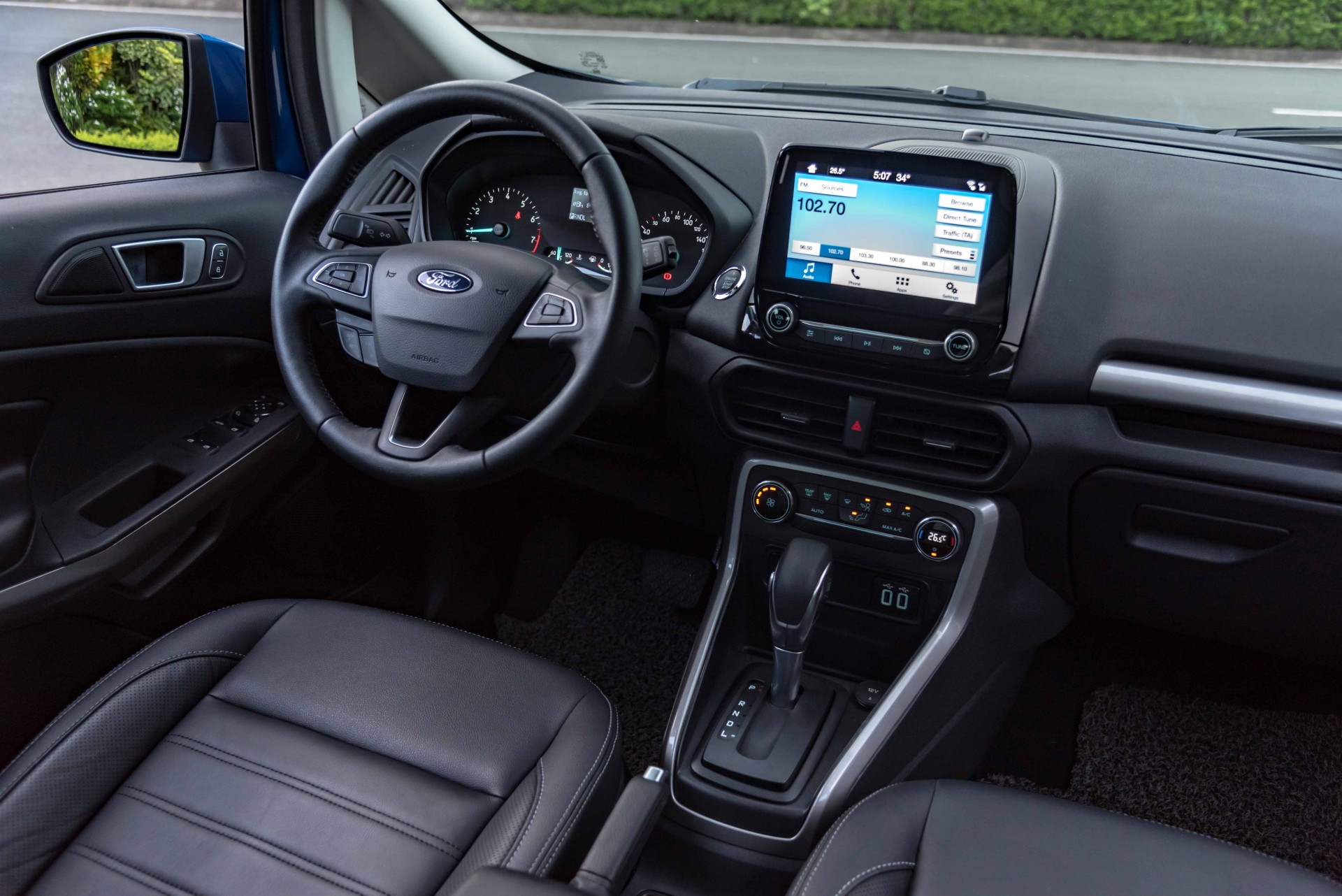 Chủ xe Ford trải nghiệm EcoSport Mới: Vẫn duy trì thế mạnh đặc trưng, bổ sung nâng cấp mới đánh trúng nhu cầu của người dùng Chủ xe Ford trải nghiệm EcoSport Mới: Vẫn duy trì thế mạnh đặc trưng, bổ sung nâng cấp mới đánh trúng nhu cầu của người dùng