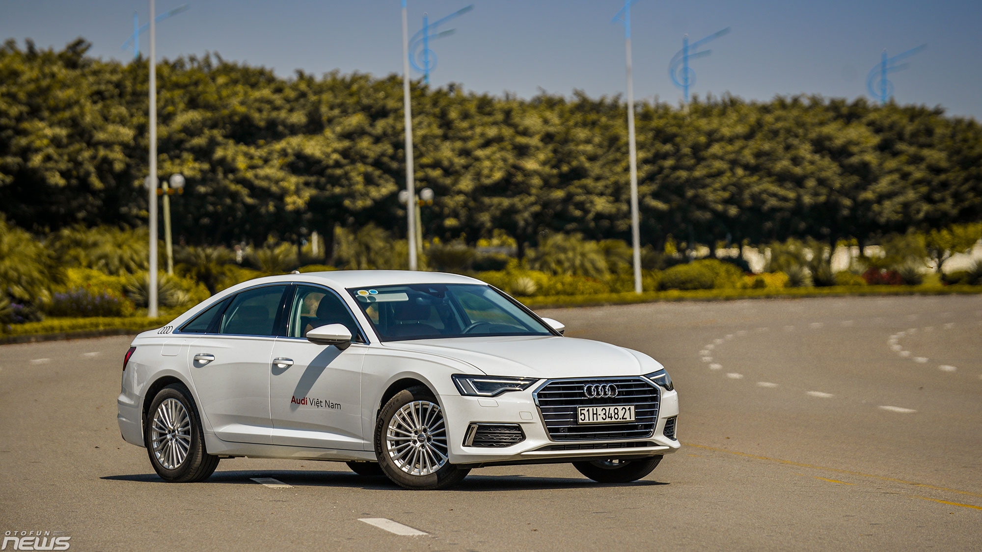 Đánh giá chi tiết Audi A6: Thời trang, sang trọng, hiện đại Đánh giá chi tiết Audi A6: Thời trang, sang trọng, hiện đại