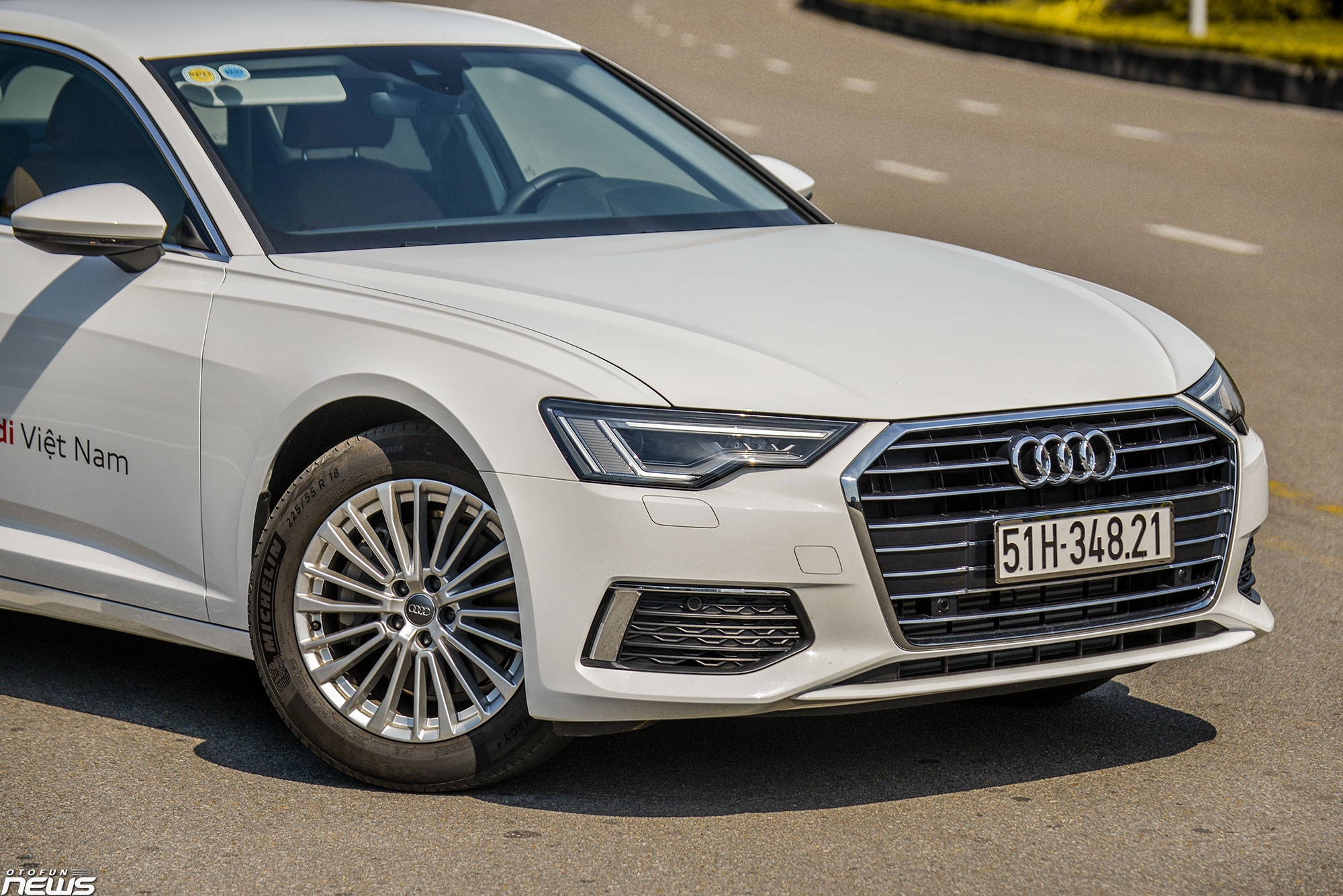 Đánh giá chi tiết Audi A6: Thời trang, sang trọng, hiện đại Đánh giá chi tiết Audi A6: Thời trang, sang trọng, hiện đại