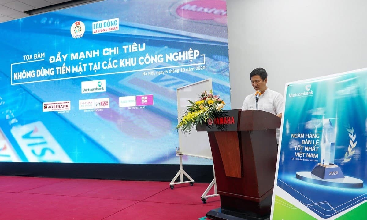 Đẩy mạnh chi tiêu không dùng tiền mặt: "Biến hiện tượng thành xu hướng" Đẩy mạnh chi tiêu không dùng tiền mặt: "Biến hiện tượng thành xu hướng"
