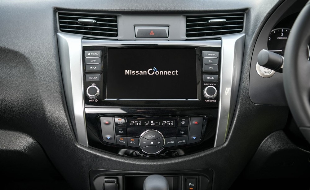 Nissan Navara 2021 ra mắt Đông Nam Á, giá khởi điểm từ 458 triệu đồng