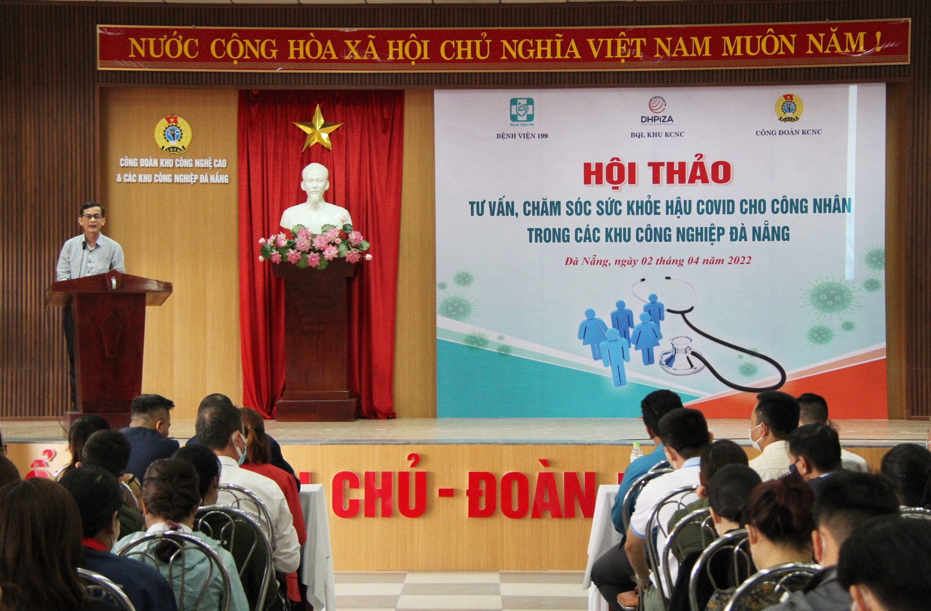 Đà Nẵng: Tăng cường chăm sóc sức khỏe hậu Covid-19 cho công nhân lao động