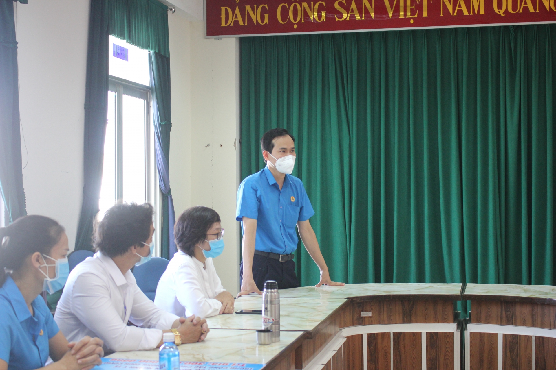 LĐLĐ thành phố Đà Nẵng động viên tuyến đầu chống dịch LĐLĐ thành phố Đà Nẵng động viên tuyến đầu chống dịch
