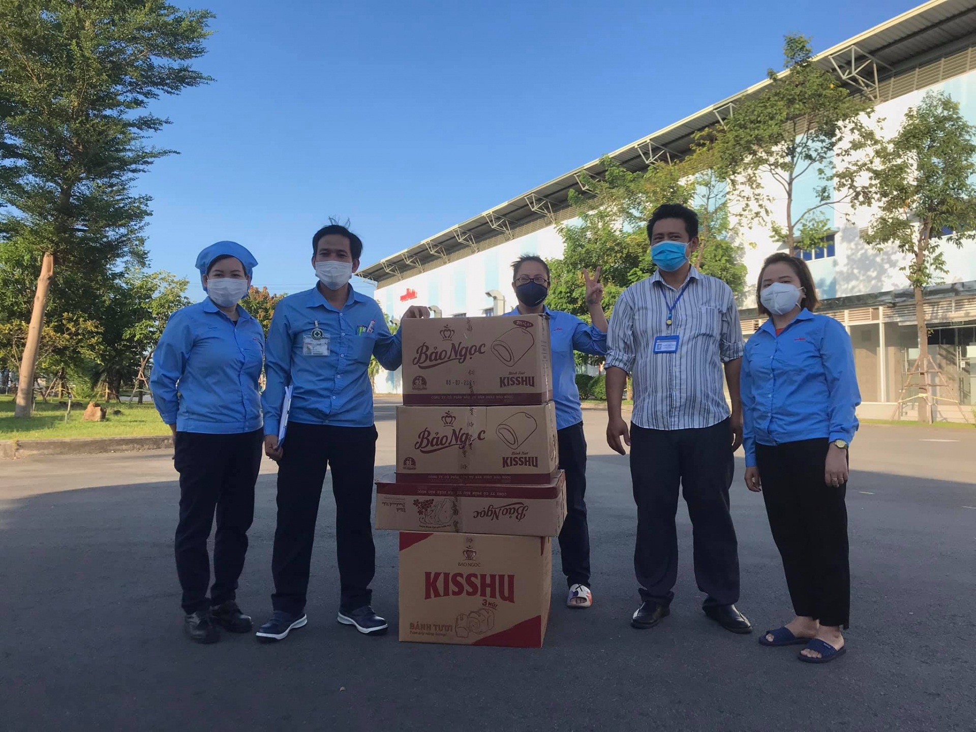 Công đoàn Đà Nẵng trao trên 100 tấn rau, củ, quả cho người lao động Công đoàn Đà Nẵng trao trên 100 tấn rau, củ, quả cho người lao động