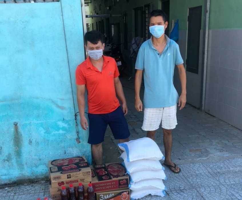 LĐLĐ Đà Nẵng: Đến gần hơn với người lao động khó khăn qua những cuộc gọi LĐLĐ Đà Nẵng: Đến gần hơn với người lao động khó khăn qua những cuộc gọi
