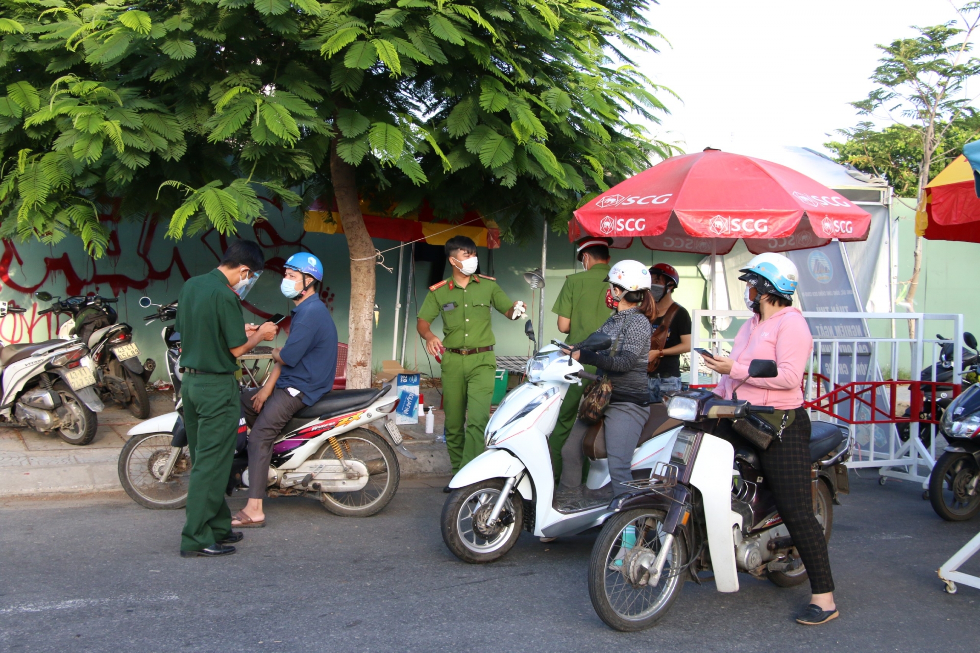 Doanh nghiệp Đà Nẵng sẵn sàng cho việc đón thêm người lao động Doanh nghiệp Đà Nẵng sẵn sàng cho việc đón thêm người lao động