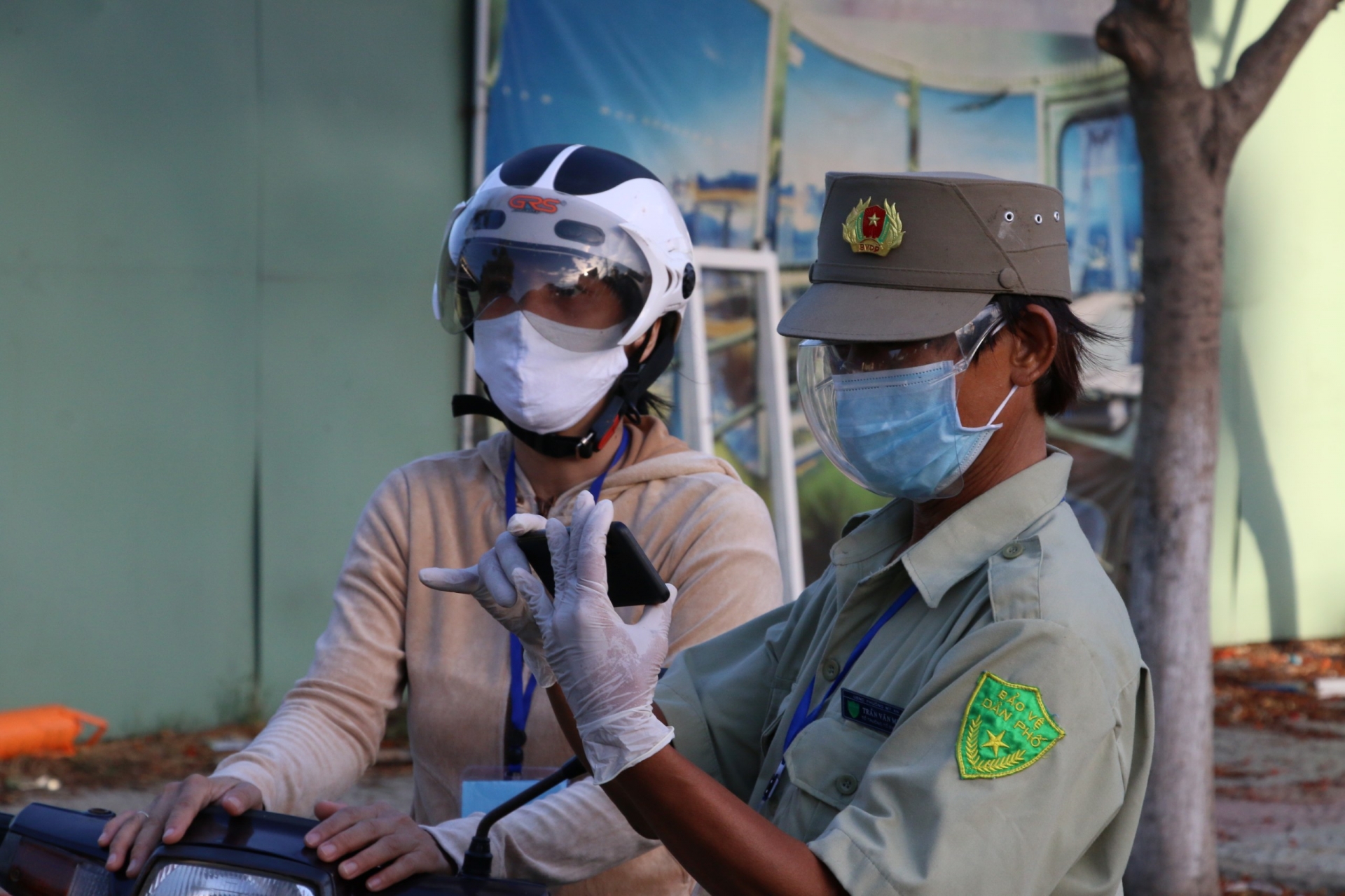 Tiếp tục 10 ngày 