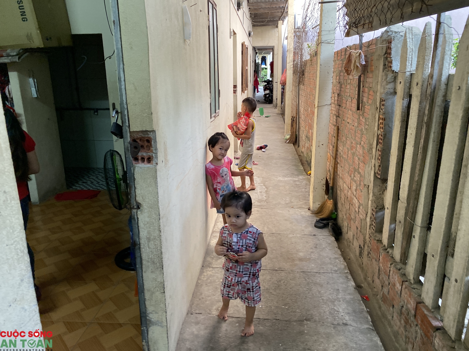 undefined 3940 img 1181