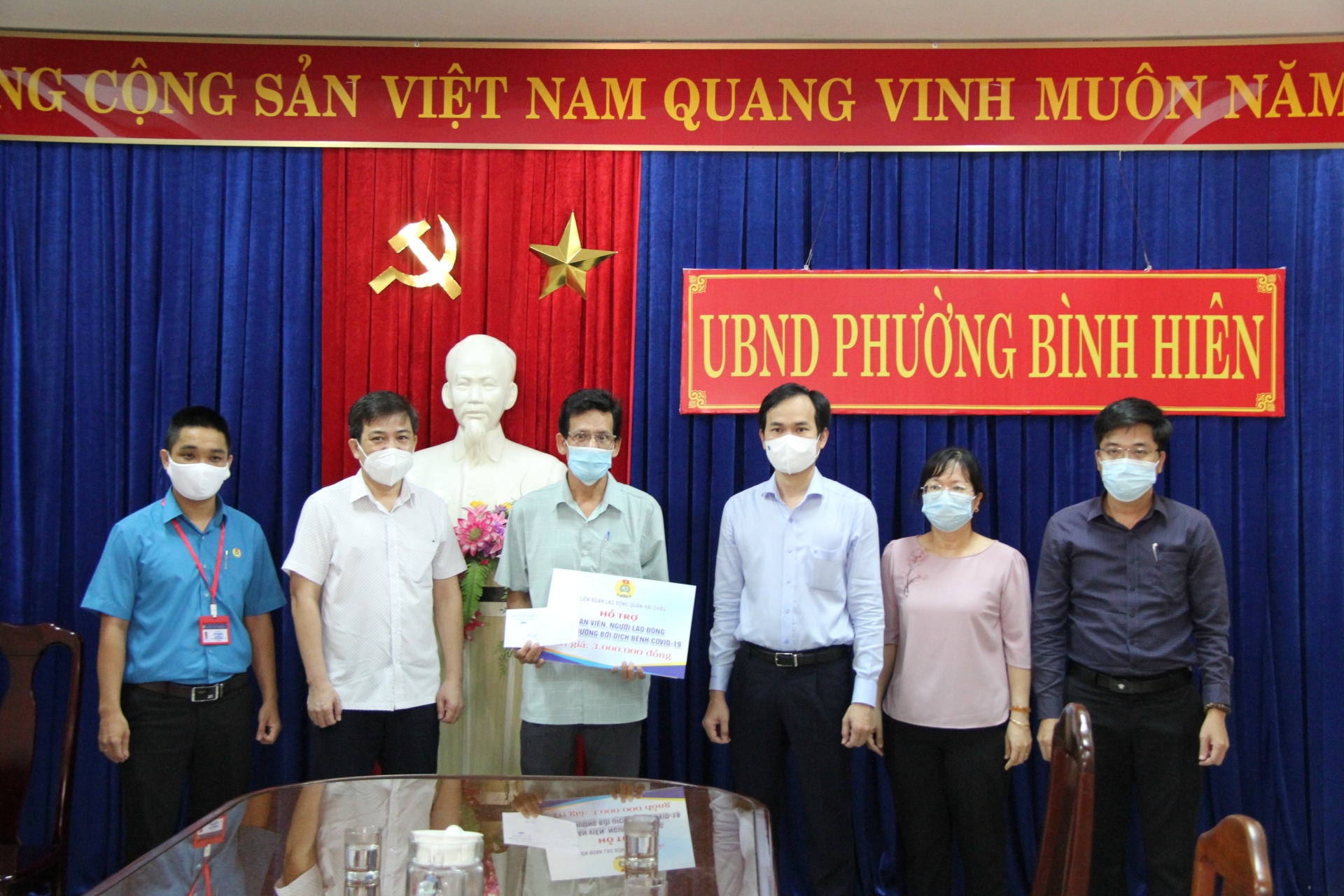 Công đoàn Đà Nẵng hỗ trợ kịp thời cho đoàn viên, người lao động là F0, F1