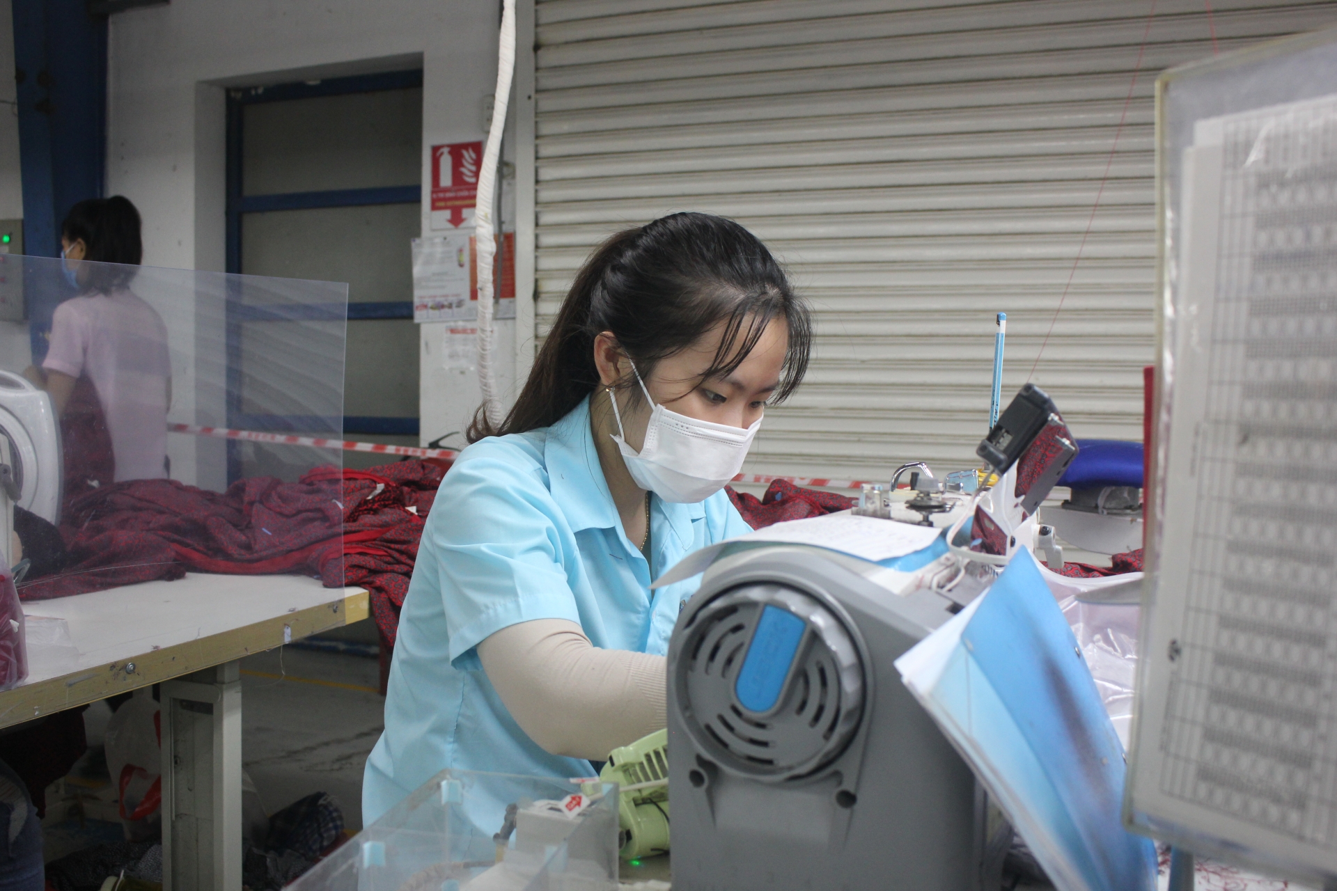 Người lao động Đà Nẵng ngóng chờ ngày được trở lại sản xuất Người lao động Đà Nẵng ngóng chờ ngày được trở lại sản xuất