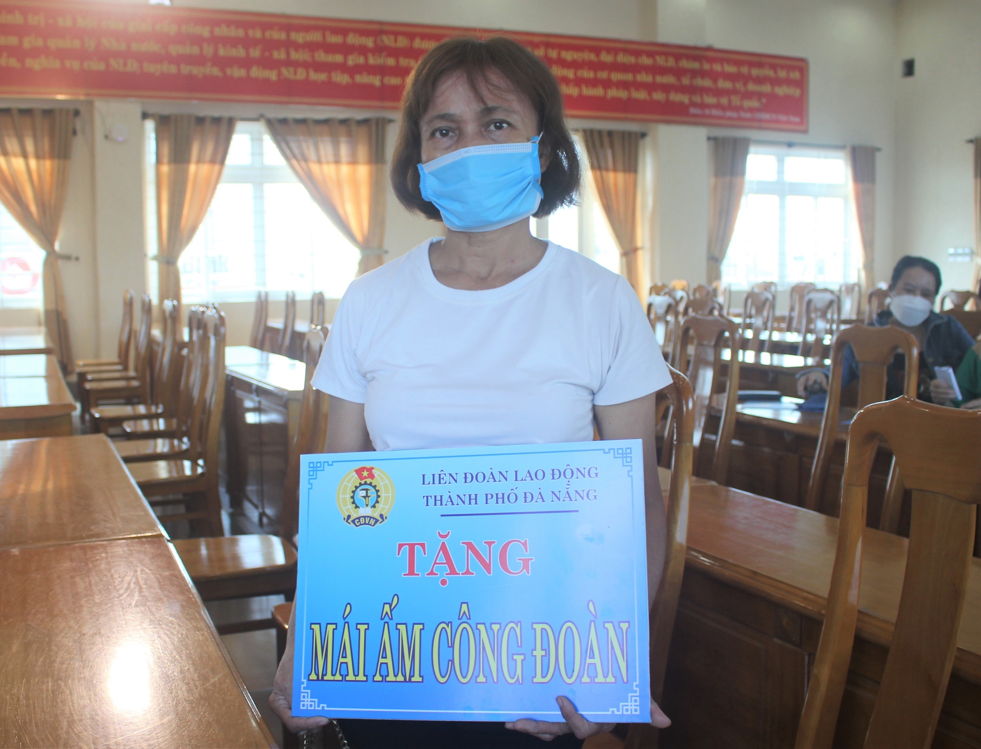 Thêm những Thêm những