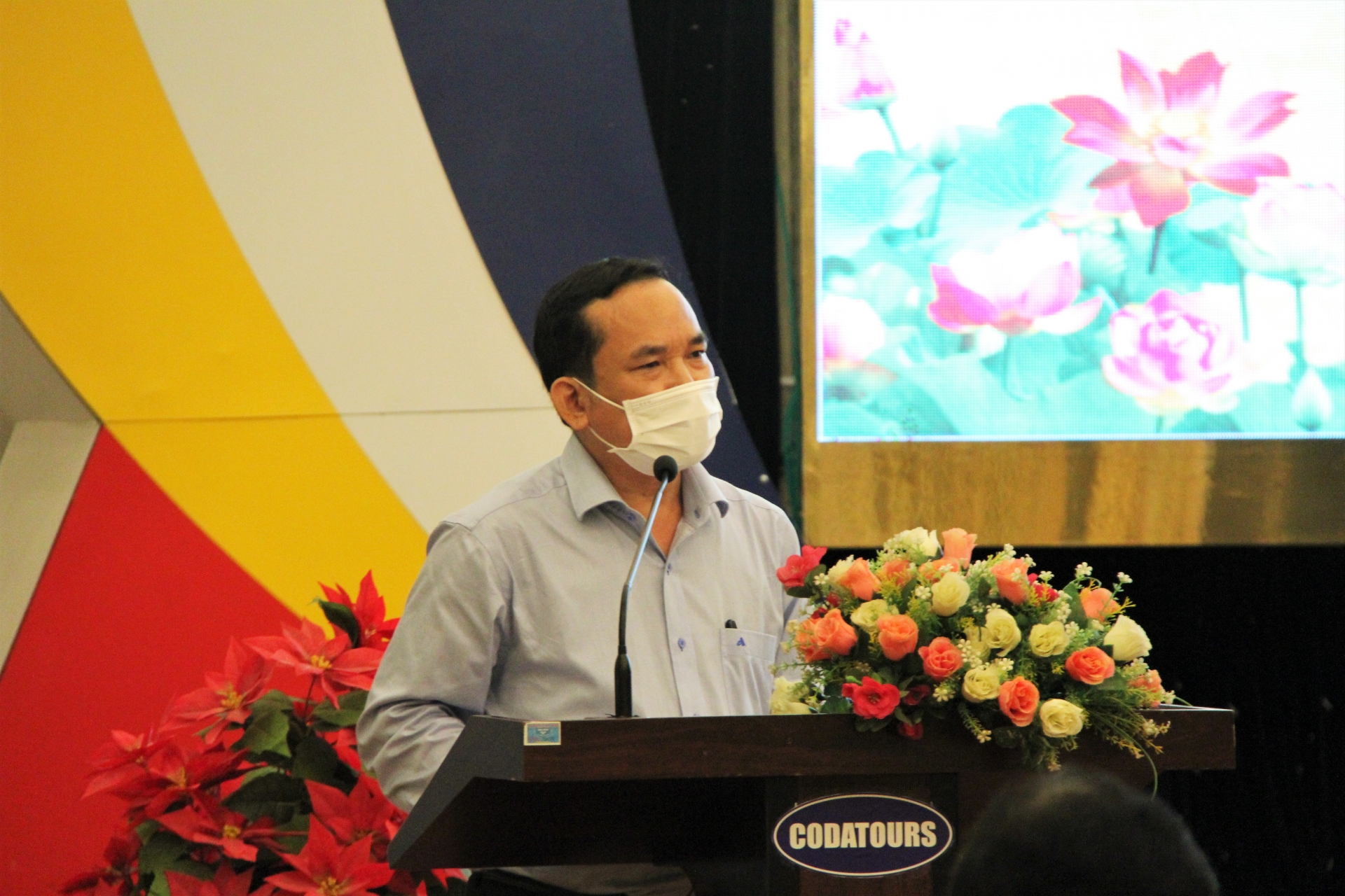 Cần xây dựng cơ chế bảo vệ cán bộ công đoàn cơ sở
