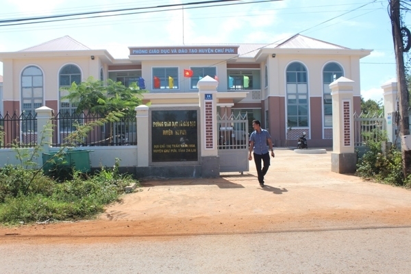 Cán bộ phòng GDĐT chiếm dụng 2,8 tỷ đồng tiền ăn trưa của học sinh hay chưa cấp kinh phí?