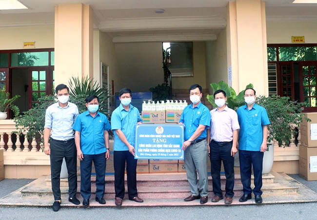 Tập đoàn Hóa chất Việt Nam: Đảm bảo an toàn sản xuất, nỗ lực thực hiện mục tiêu “kép”