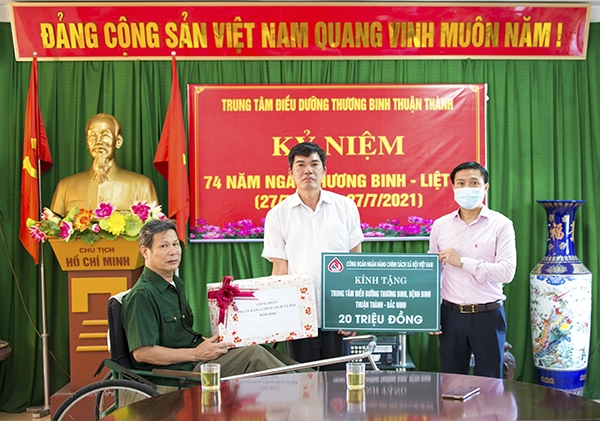 Ngân hàng Chính sách Xã hội VN: Không để dịch Covid-19 ảnh hưởng đến dịch vụ khách hàng