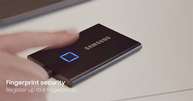 Samsung ra mắt SSD di động T7 Touch bảo mật vân tay samsung ra mat ssd di dong t7 touch bao mat van tay toc do nhanh chiu va dap