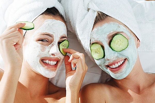 Mách bạn cách đơn giản khắc phục làn da không đều màu mach ban cach don gian khac phuc lan da khong deu mau