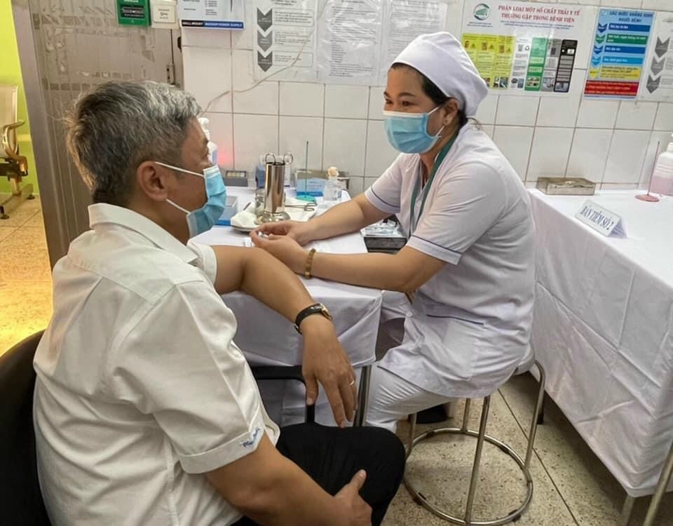 Bộ Y tế cảnh báo giả mạo trong mua bán vaccine ngừa Covid-19