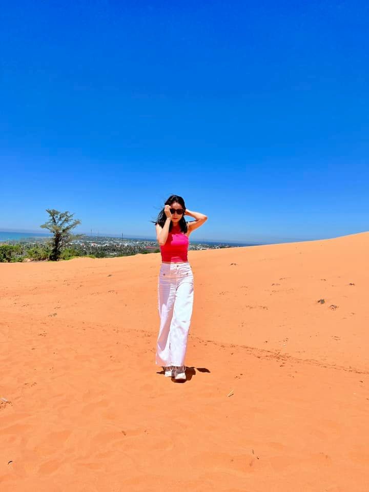 "Em đã một mình cầm vô lăng lái xe từ Bắc vào đến Mũi Cà Mau!"