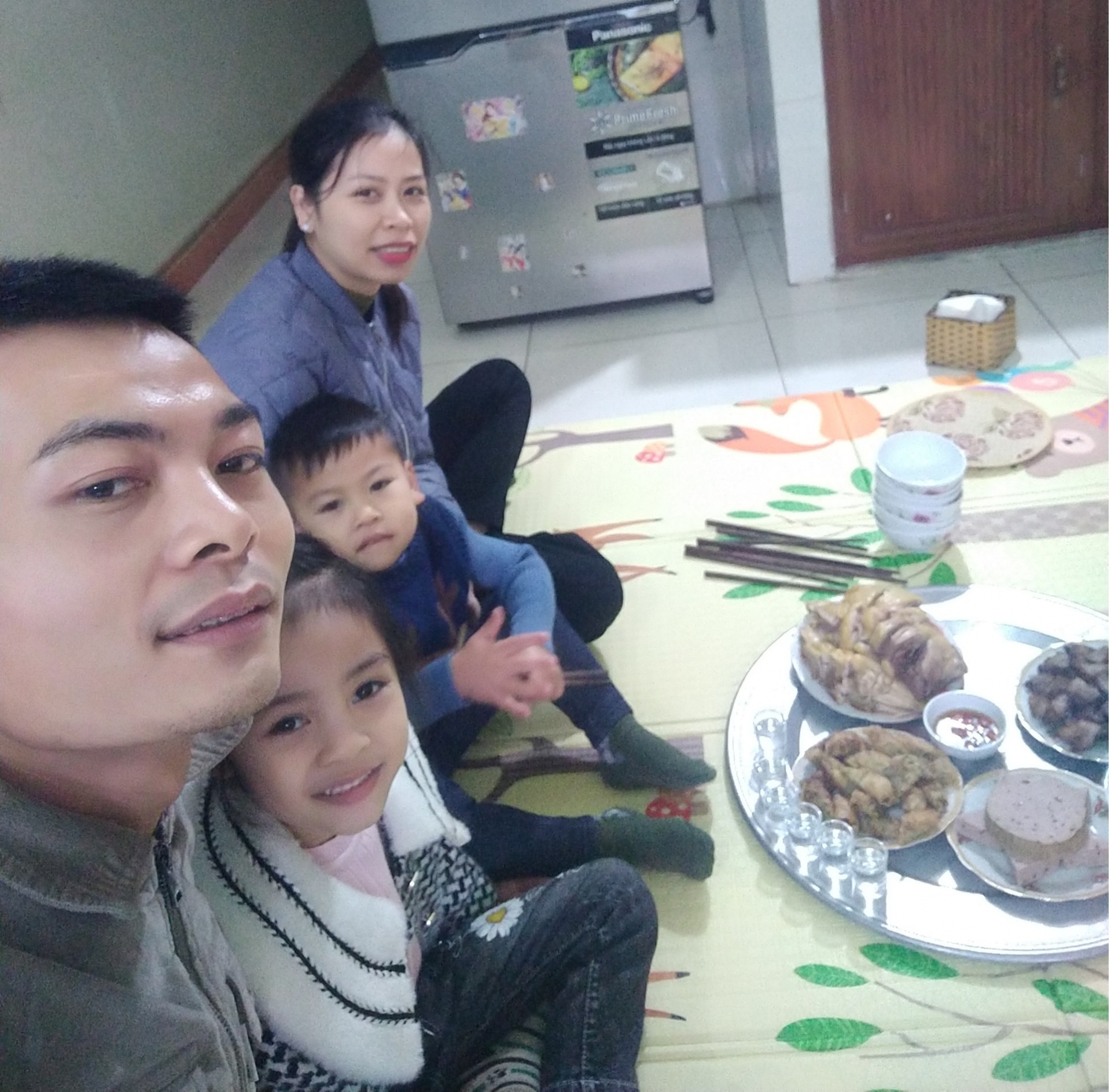 Những gia đình công nhân đón Tết ở xóm trọ