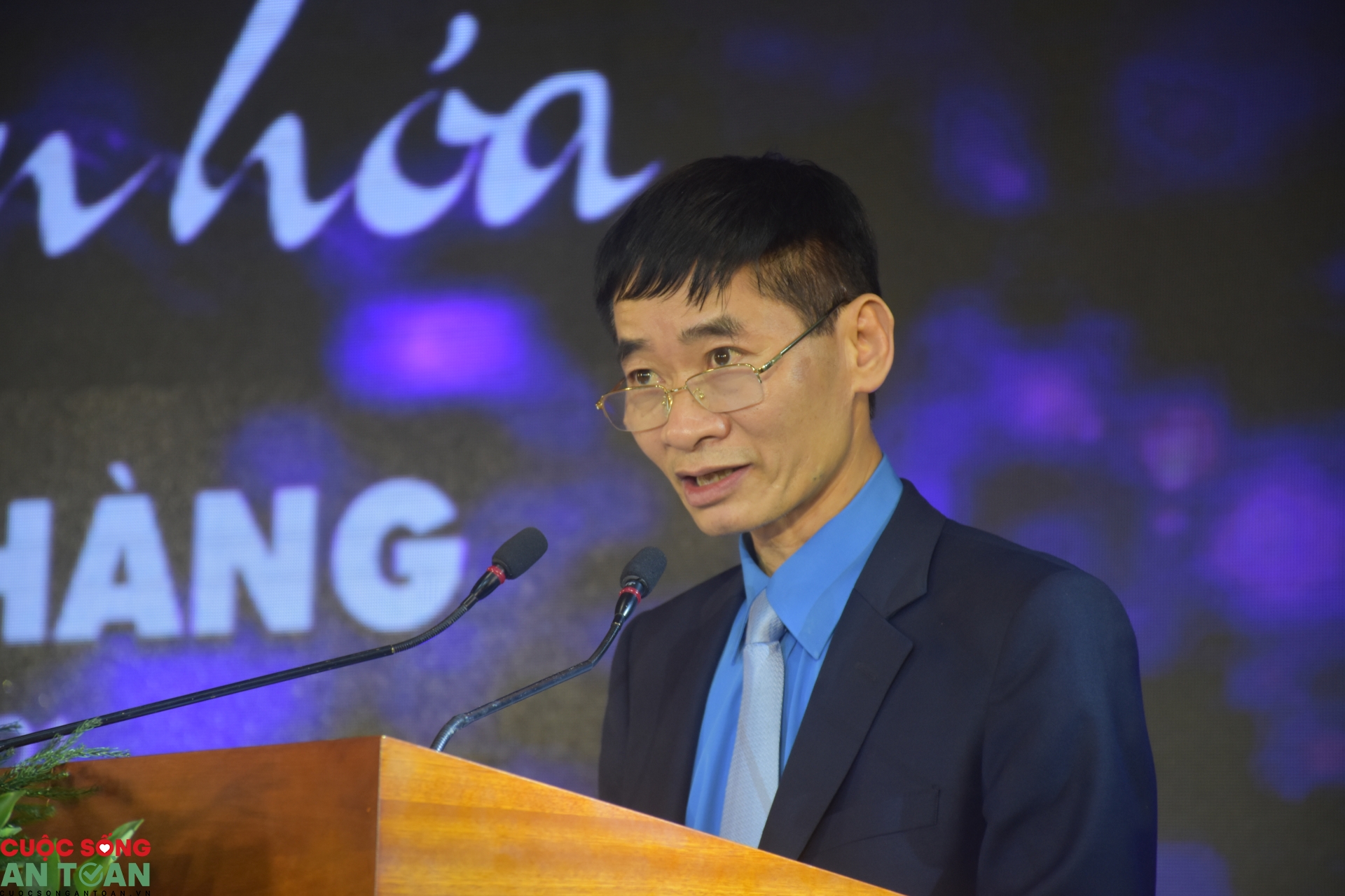 Sôi nổi Cuộc thi Nét đẹp văn hóa ngành Ngân hàng Sôi nổi Cuộc thi Nét đẹp văn hóa ngành Ngân hàng