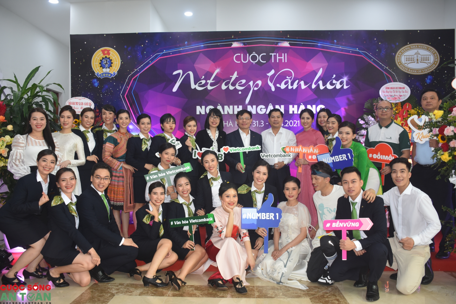 Sôi nổi Cuộc thi Nét đẹp văn hóa ngành Ngân hàng Sôi nổi Cuộc thi Nét đẹp văn hóa ngành Ngân hàng