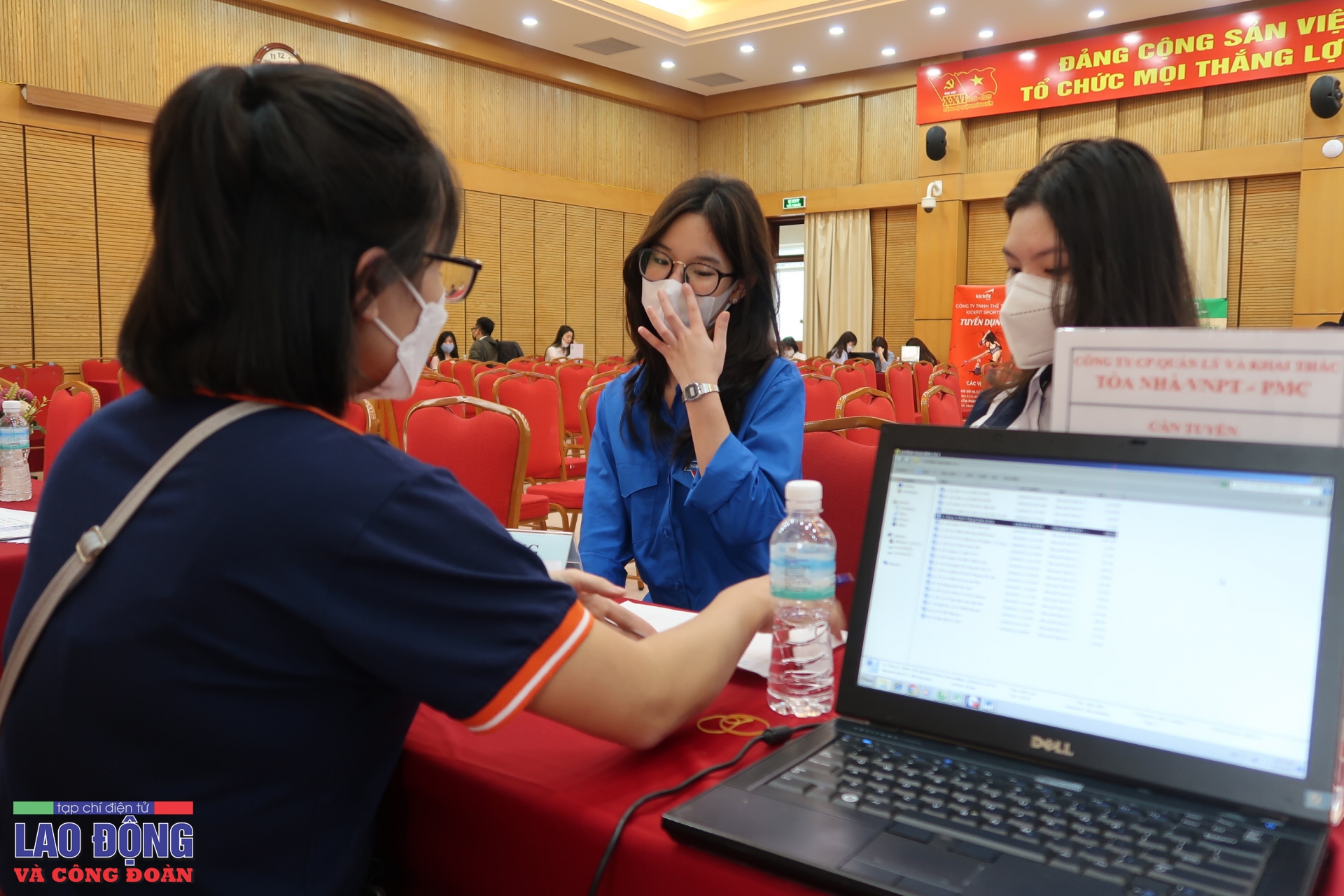 21,9 nghìn lao động trên địa bàn Hà Nội được giải quyết việc làm 21,9 nghìn lao động trên địa bàn Hà Nội được giải quyết việc làm